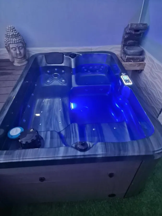 Duplex De 2 Habitaciones Y 2 Banos Y Con Jackuzzi Privado Tamaimo